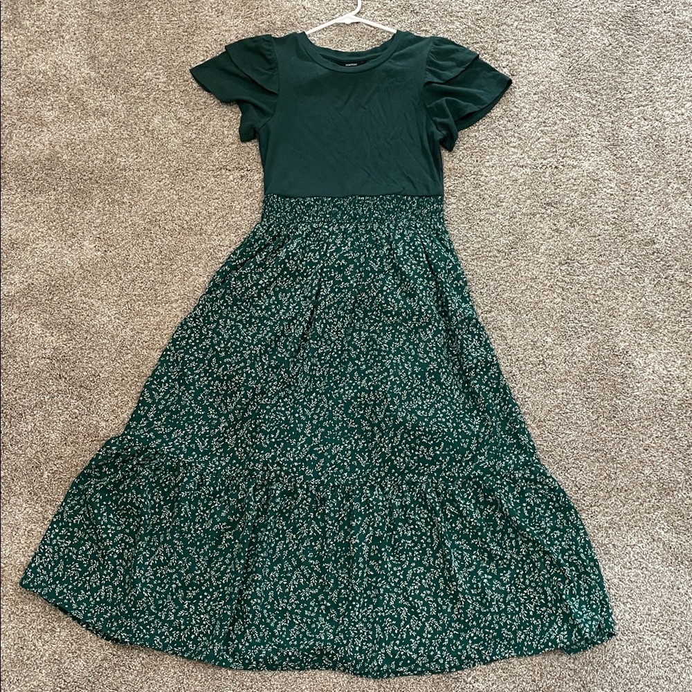 Women’s dress